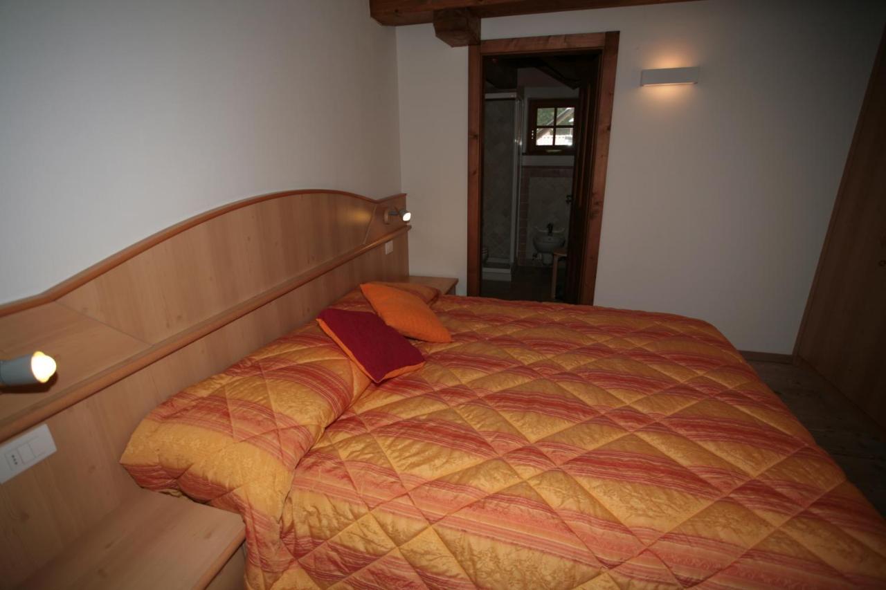 Villetta Ai Pini Deluxe Canazei Buitenkant foto