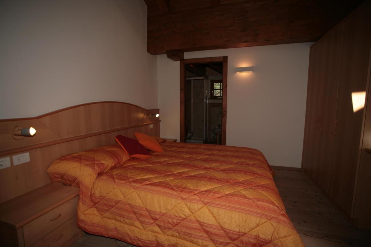 Villetta Ai Pini Deluxe Canazei Buitenkant foto
