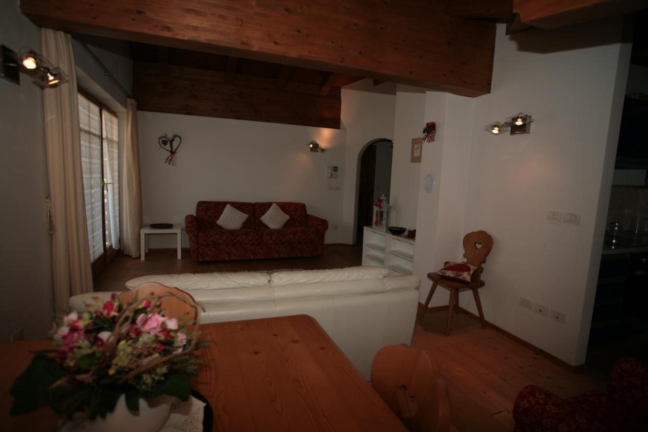 Villetta Ai Pini Deluxe Canazei Buitenkant foto