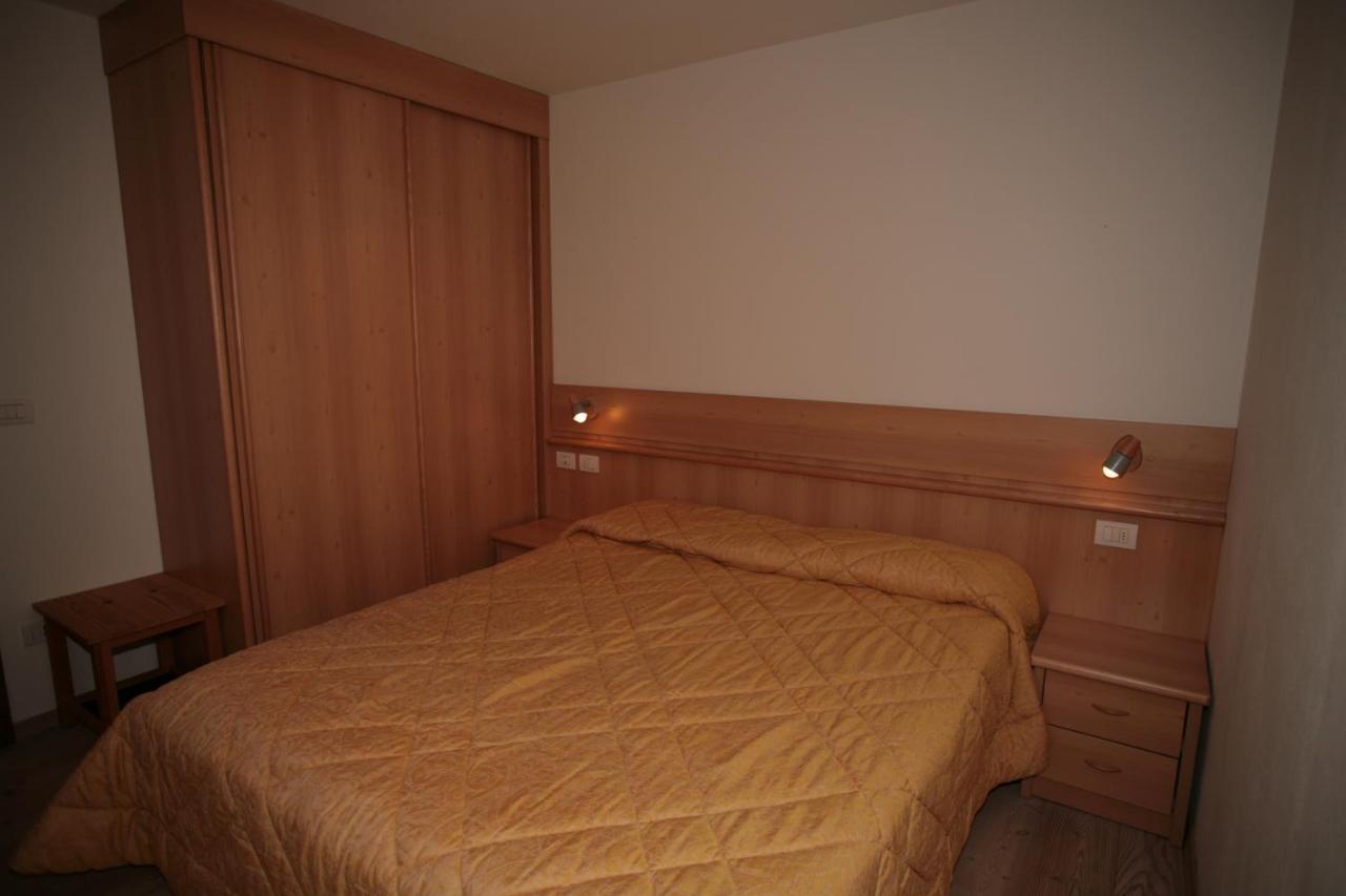 Villetta Ai Pini Deluxe Canazei Buitenkant foto