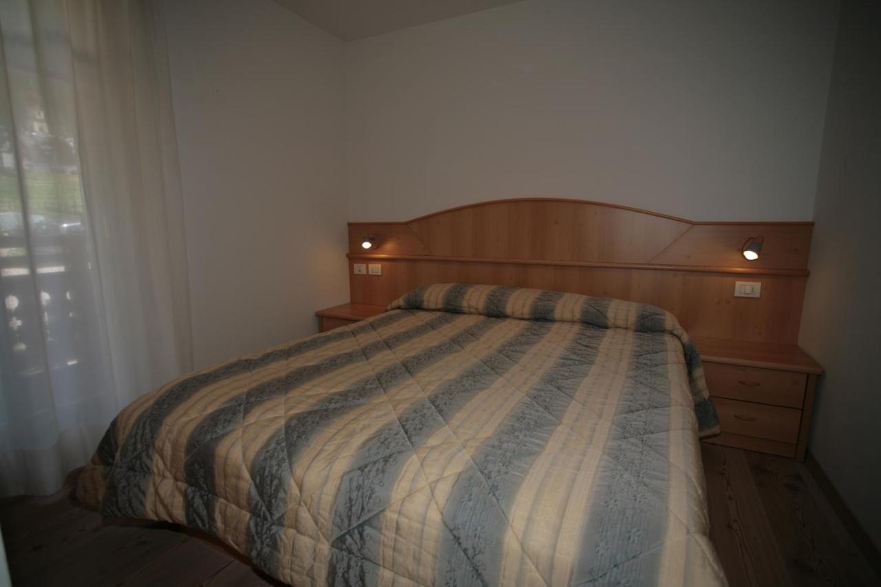 Villetta Ai Pini Deluxe Canazei Buitenkant foto