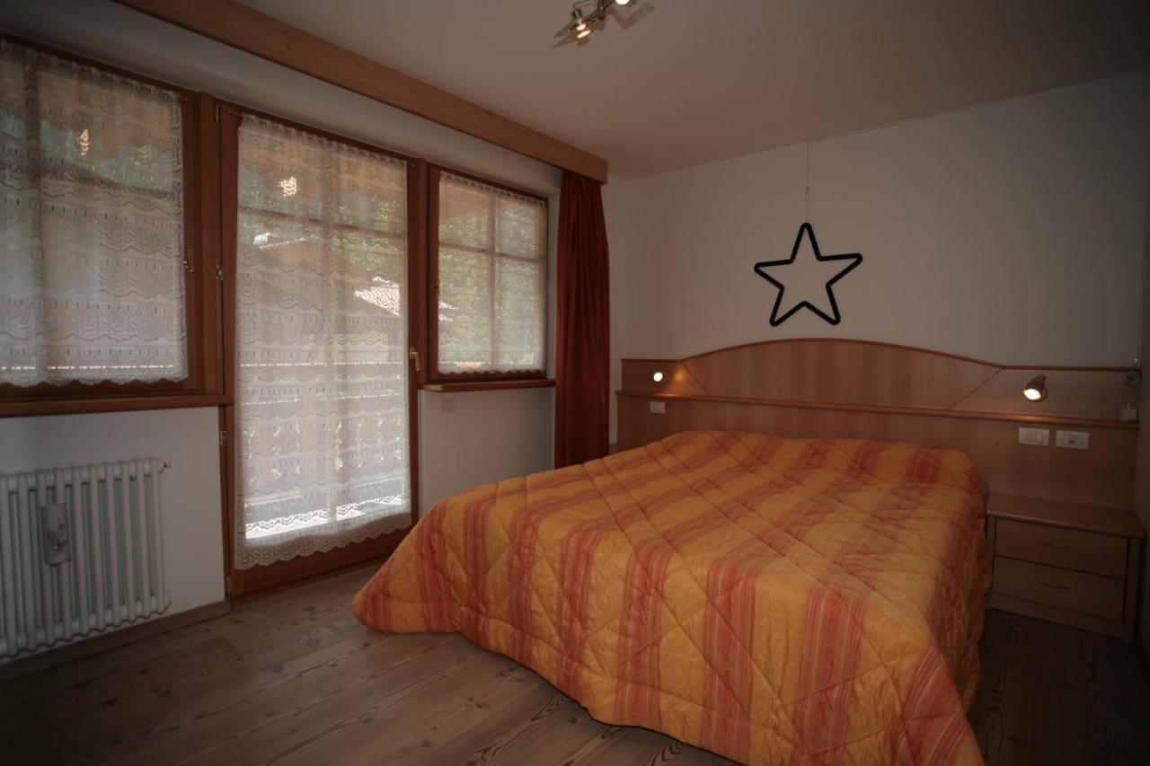 Villetta Ai Pini Deluxe Canazei Buitenkant foto